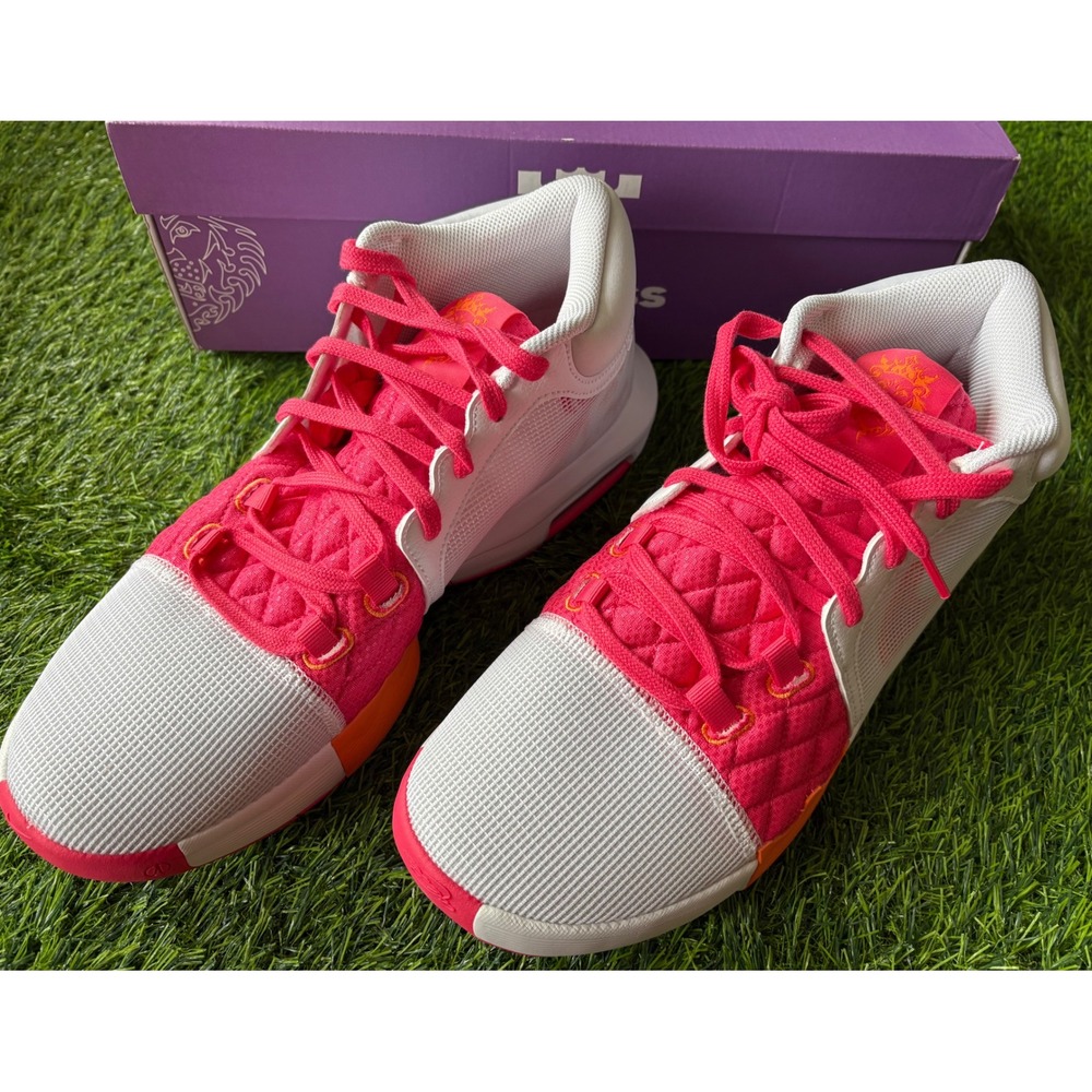 Nike LeBron Witness VIII White Aster Pink Mandarin FB2239-104 Mens Size 11.5